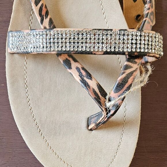 SEVEN7 Women's New In Bag Cheetah Rhinestone Faux Leather Thong/Sandal - Picture 11 of 16